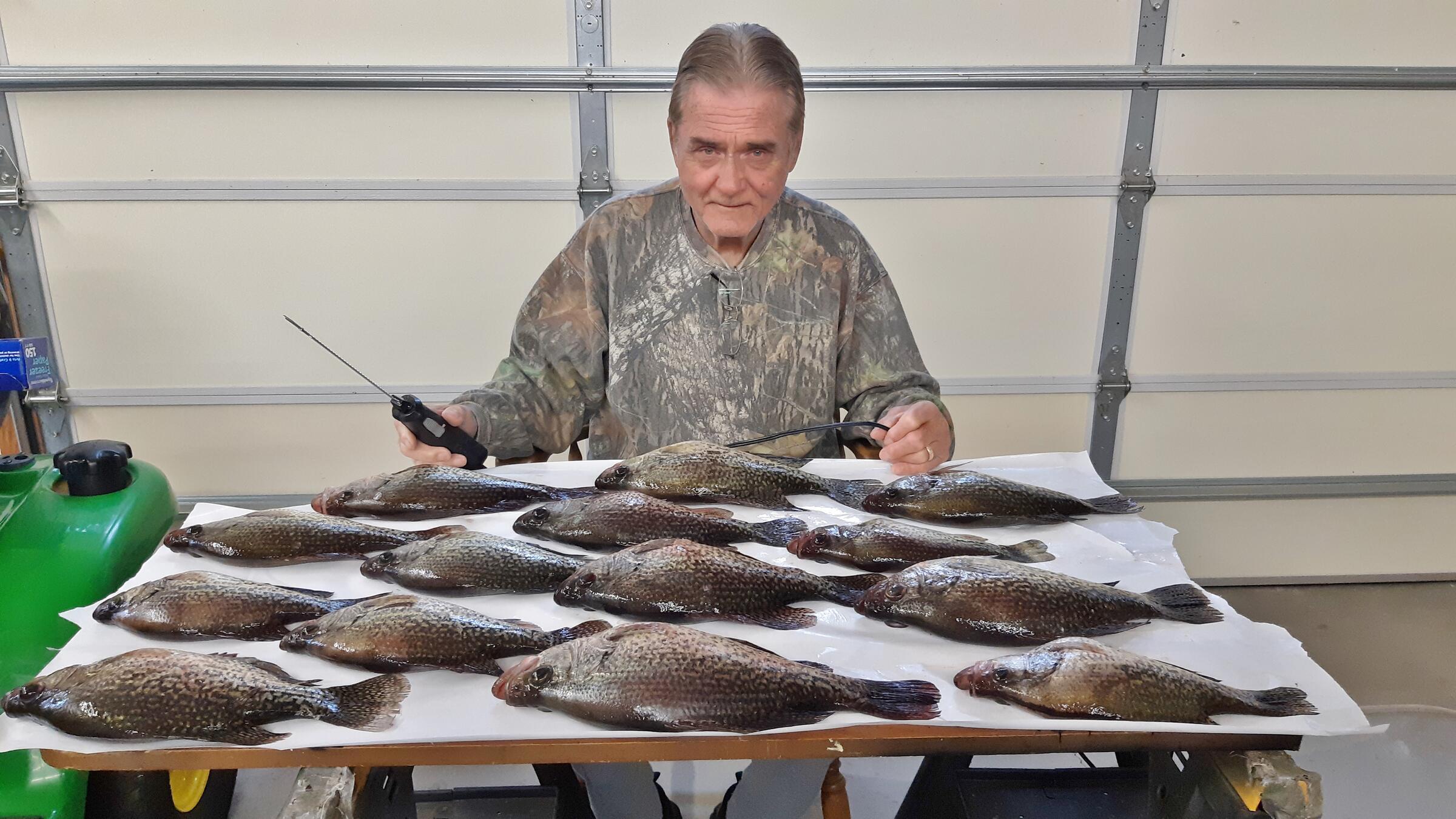  Twin Lakes Walleye Club